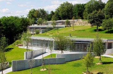 Le projet de Renzo Piano à Ronchamp en Haute-Sâone, que notre jeune couple d’architecte aime beaucoup.