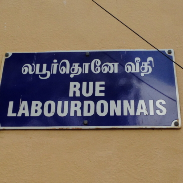 Les rues du vieux Pondichéry portent encore leur nom français.