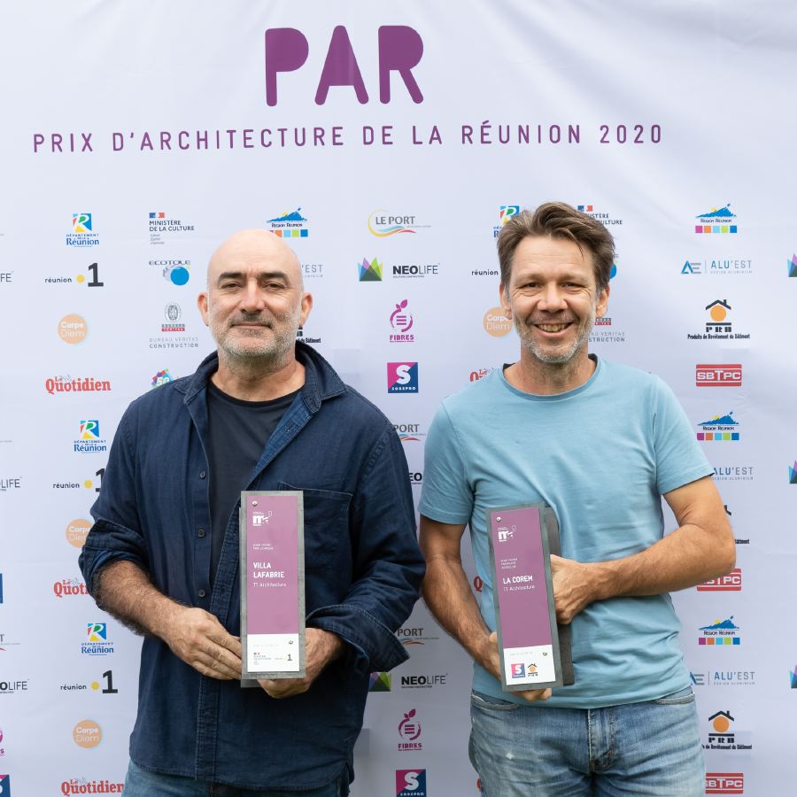 Eric Hugel et Pascal Marcé de l’agence TT Architecture, lauréats des prix "travailler-accueillir" pour leur travail sur les bureaux de la Corem et "Jeunesse" avec la Villa Lafabrie.