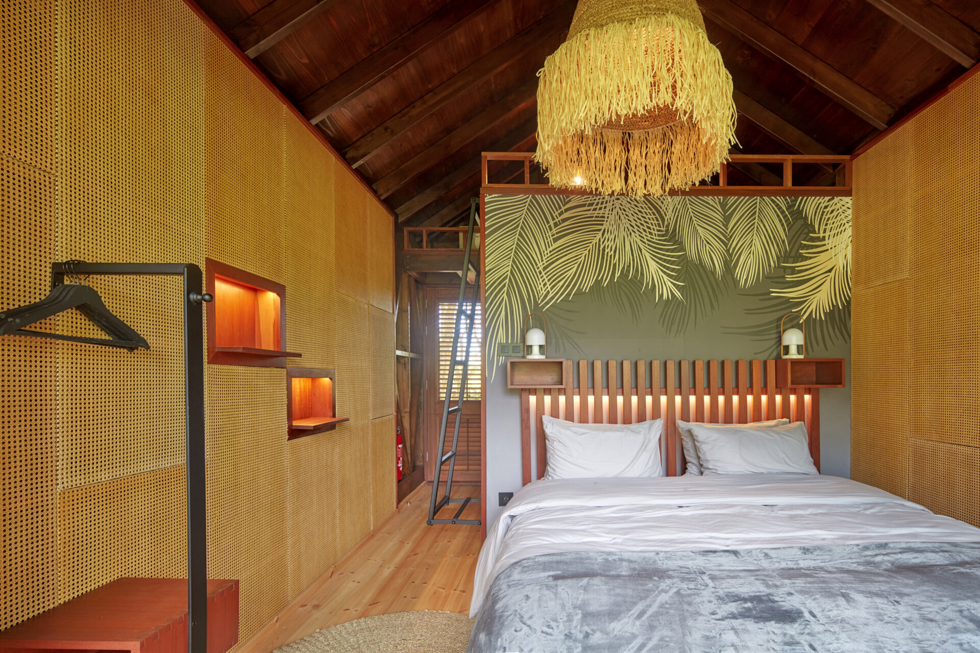 kanopea-forest-lodge
